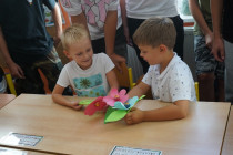 Prvňáčci a deváťáci poprvé spolu