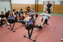 Soutěž na veslařských trenažerech