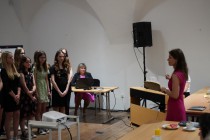 Vystoupení školního sboru na semináři ředitelů ZŠ a MŠ Vystoupení školního sboru na semináři ředitelů ZŠ a MŠ