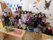 Halloweenská škola