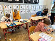 Jaro klepe na dveře - pupeny