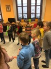 Děkujeme panu Jovbakovi za pozvání do ZUŠ a seznámení s méně obvyklými hudebními nástroji.