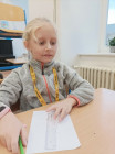 Stavby z krychlí podle osy, rýsování hvězd a pokusy