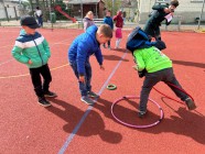 Rozvíjení logického myšlení na čerstvém vzduchu, pokusy s vejci