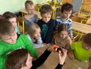 Rozvíjení logického myšlení na čerstvém vzduchu, pokusy s vejci