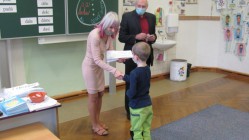 První vysvědčení