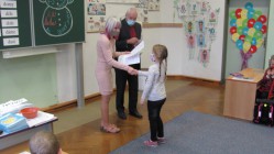 První vysvědčení