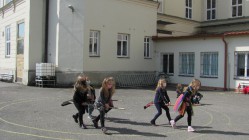 Čarodějnická škola