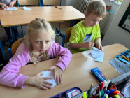 Pokusy - láva, kytičky na hladině, skládání origami