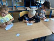 Pokusy - láva, kytičky na hladině, skládání origami
