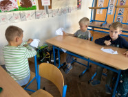 Pokusy - láva, kytičky na hladině, skládání origami