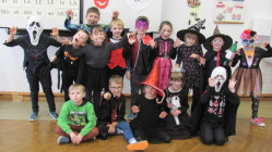 Halloweenská škola